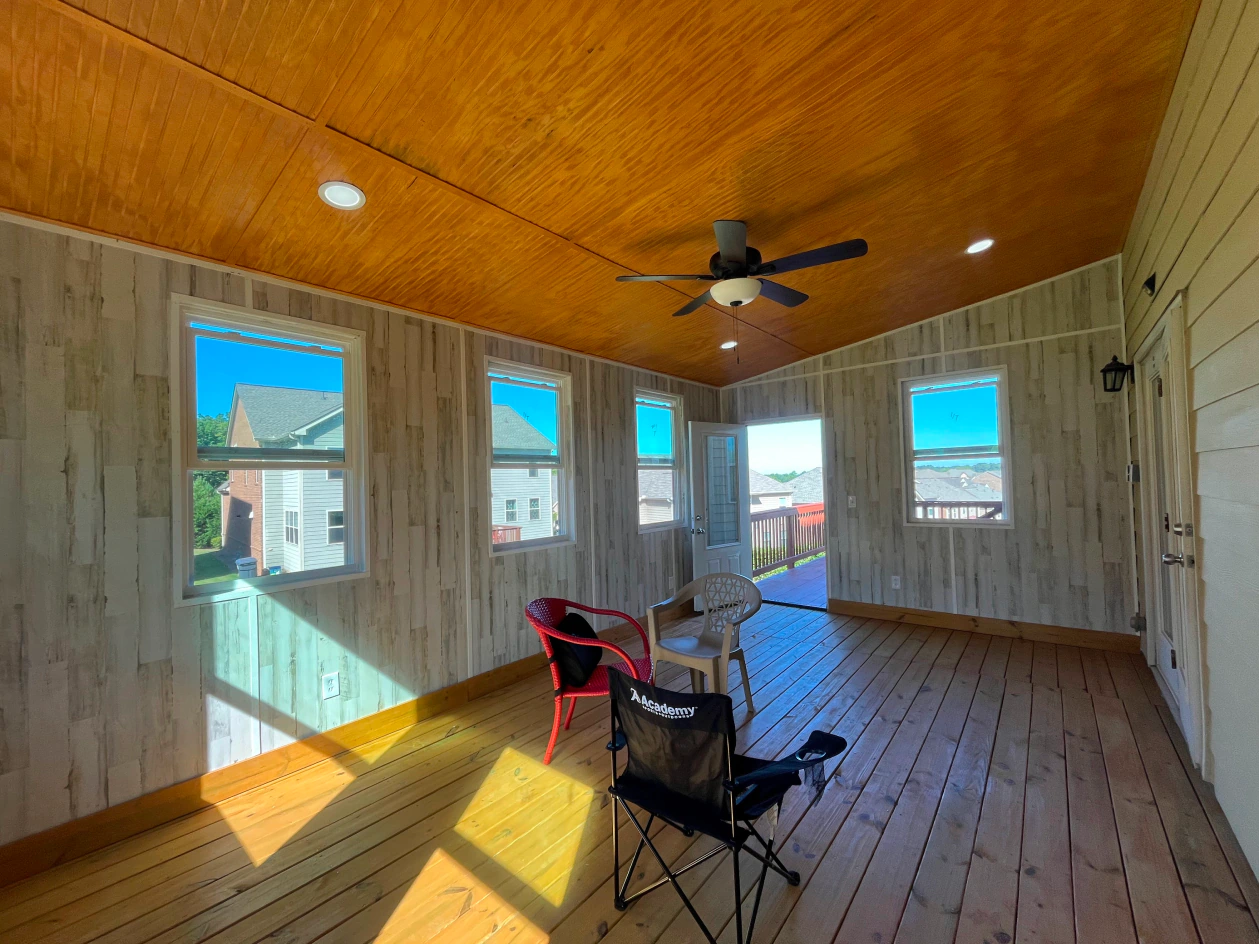 sunroom with chairs